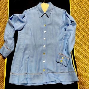 New linen blend button down top. Wear as shirt or open as jacket. Worn once!